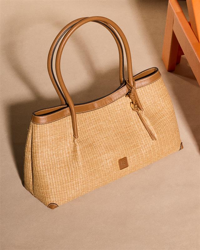 SHOP HANDBAGS