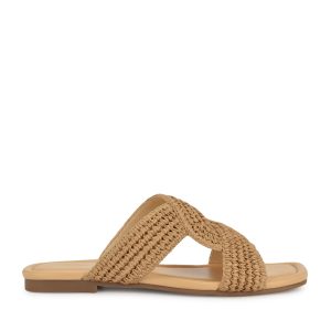 Quara Flat Sandals
