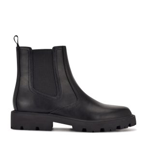 Yullon Lug Sole Chelsea Booties